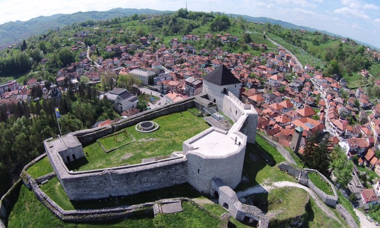 Načelnik Tešnja Suad Huskić: Raste broj zaraženih, nedostaje testova i zaštitne opreme