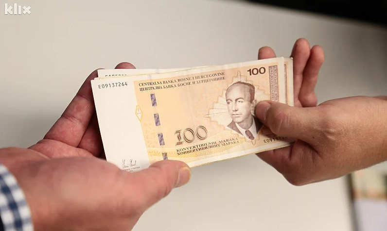 U BiH prosječna plaća u novembru 2020. iznosila 966 KM