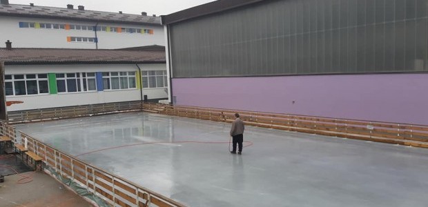 Sutra zvanično otvorenje ledenog klizališta u Tešnju