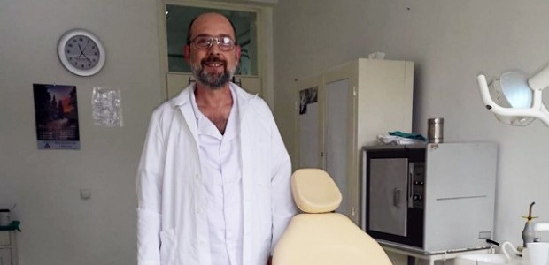 Tešanj: Dr. Sadik Begović postao specijalista ortodoncije