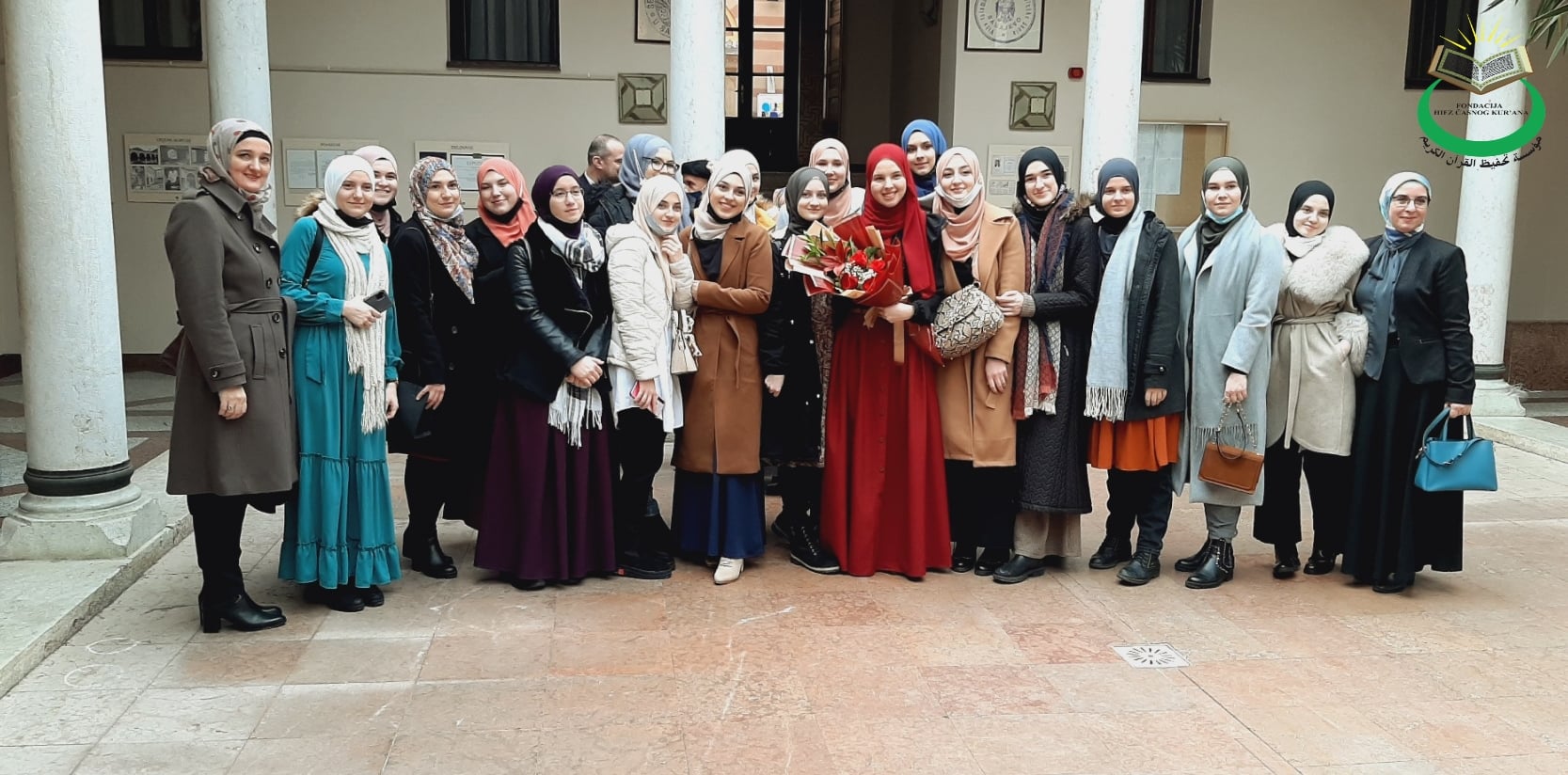 Behram-begova medresa dobila 79. hafiza: 18-godišnja Tesnim Efendić proučila posljednje Kur’anske ajete (FOTO)