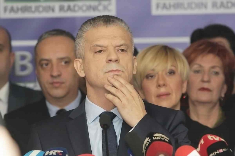 26 članova SBB-a iz Tešnja zatražilo brisanje iz članstva