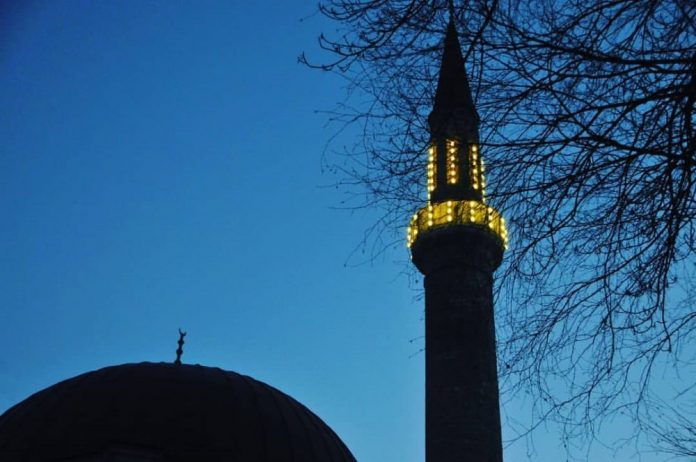 VEČERAS NASTUPA LEJLETU-L-BERAT: MUBAREK NOĆ OPROSTA I ŽELJA