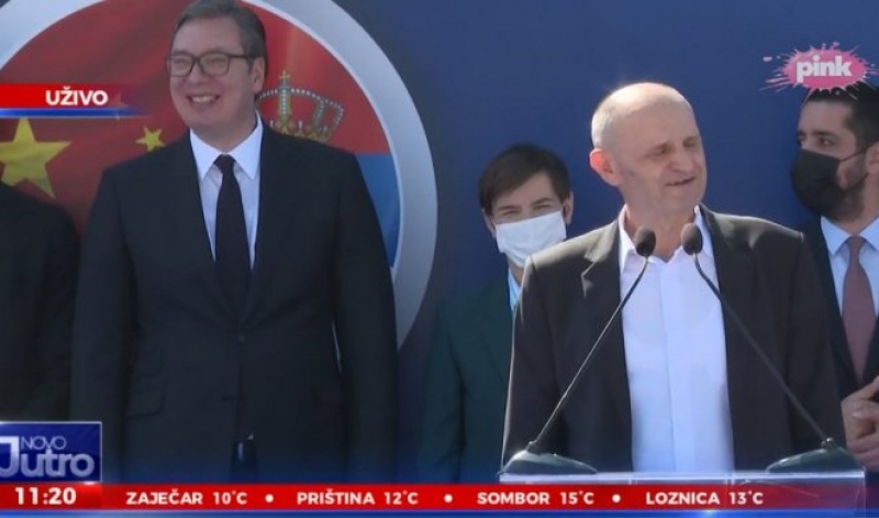 Predsjednik općine se blamira, pogledajte kako se Vučić nervira: Čeng Ju Jao, Si Jao, Čeng... Si Jao Ju...