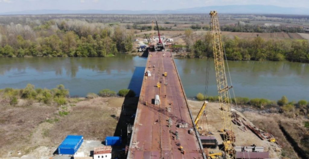 Pogledajte završnu fazu izgradnje mosta koji će spajati Hrvatsku i BiH Pogledajte završnu fazu izgradnje mosta koji će spajati Hrvatsku i BiH
