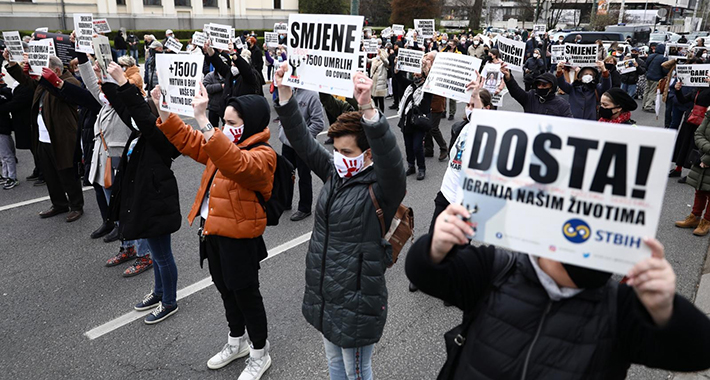 “Gospodo, dosta je!”: Jasna poruka građana, rok za smjenu vlasti je 30. april