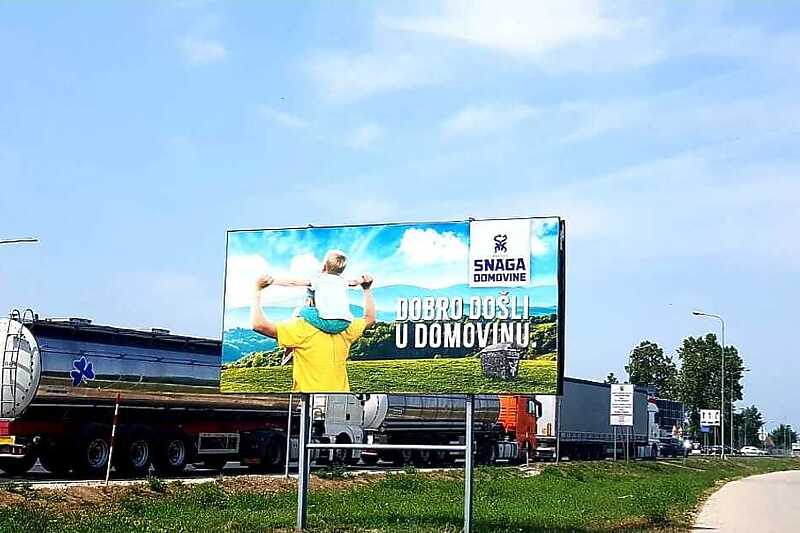 U blizini graničnih prijelaza u BiH postavljeni bilbordi "Dobrodošli u domovinu"