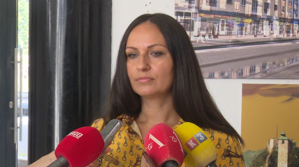 DOBOJ: Uručene prve „ponosne kartice” DOBOJ: Uručene prve „ponosne kartice”