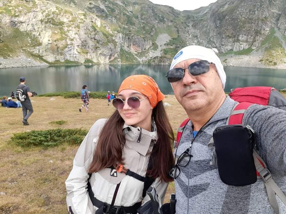 Uspjeh mlade planinarke iz Maglaja: Sara Hadžišehić osvojila najviši vrh Balkana
