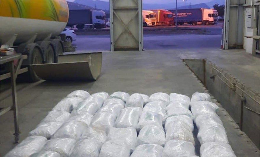 Uhapšen kamiondžija iz BiH: U cisterni krio 300 kg droge