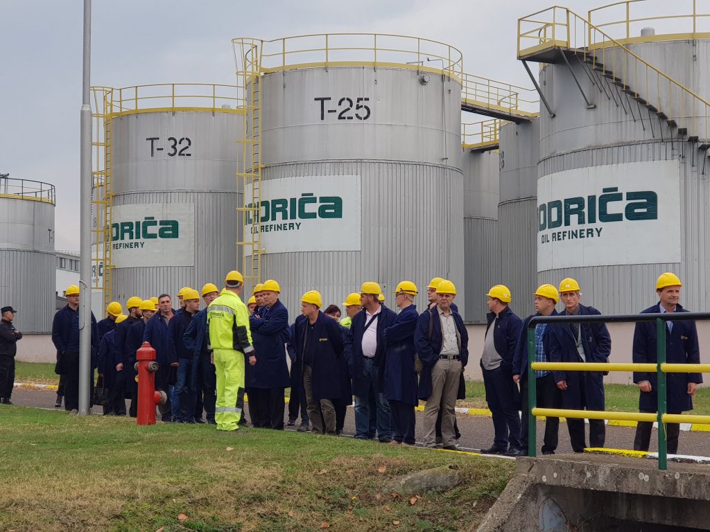 Akumulirani gubitak rafinerije u Modriči premašio 100 miliona KM Akumulirani gubitak rafinerije u Modriči premašio 100 miliona KM