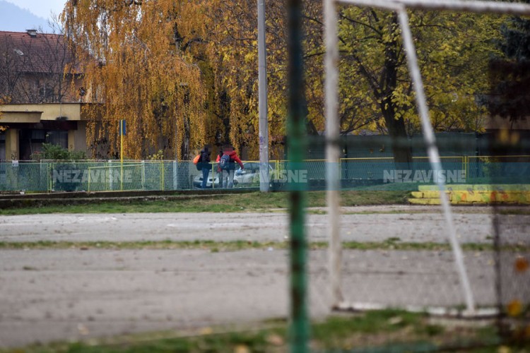 Roditelji uplašeni pričama o muškarcu koji kruži oko škole u Banjaluci