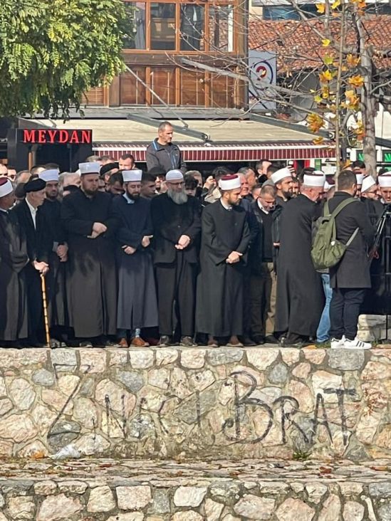 Hiljade ljudi na dženazi Muameru Zukorliću
