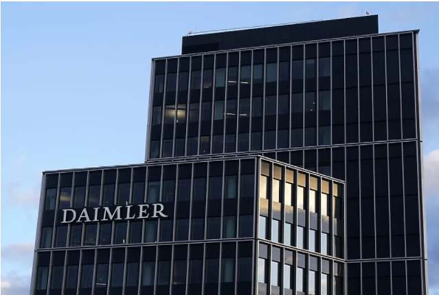 Uposlenici Daimlera će dobiti do 6.000 eura bonusa za 2021. godinu