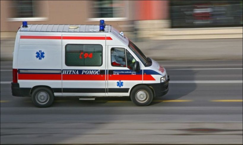Balkan zgrožen monstrumom: Otac šipkom udario bebu u glavu, javili se iz Centra. Mještani: Često je tukao ženu