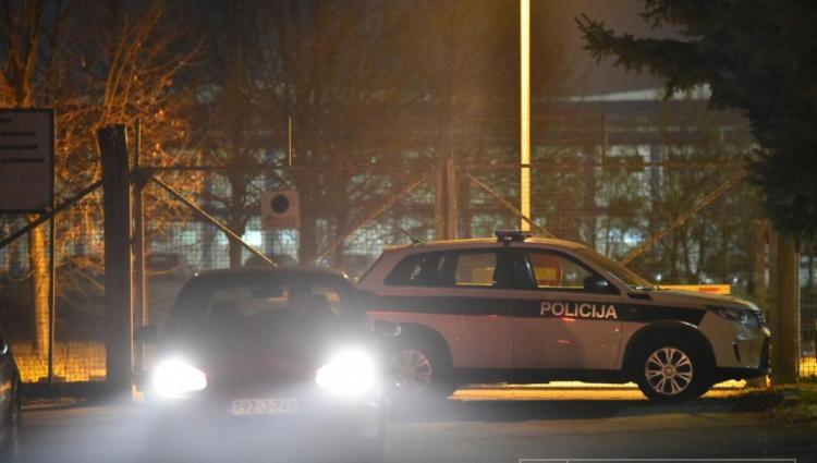 Vozač iz Tešnja udario pješakinju, hitno je prebačena u Kantonalnu bolnicu Zenica