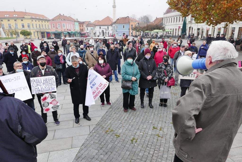 Udruženja penzionera postala su servis Vlade: Tuzlanski penzioneri najavili su nove proteste za 15. februar