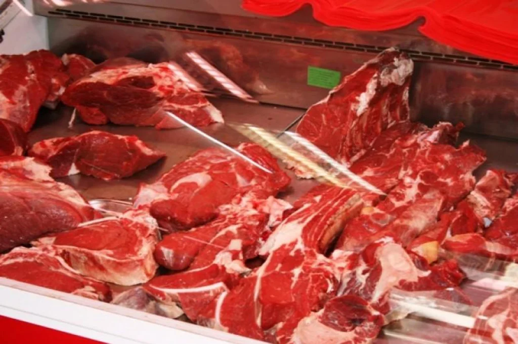 Meso je građanima postalo luksuz: Kilogram crvenog mesa košta i do 25 maraka! Meso je građanima postalo luksuz: Kilogram crvenog mesa košta i do 25 maraka!