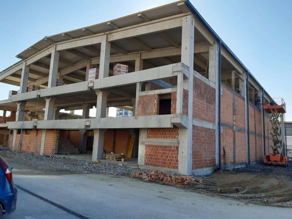 Načelnik Tešnja posjetio gradilište Sportske dvorane u Jelahu Načelnik Tešnja posjetio gradilište Sportske dvorane u Jelahu