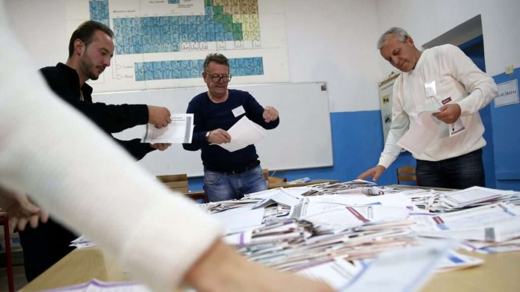 Koliko su bogati gradonačelnici, načelnici i odbornici u BiH Koliko su bogati gradonačelnici, načelnici i odbornici u BiH