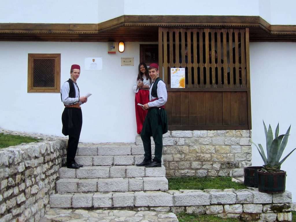 Tešanj: Dom kulture leži na 27 kilograma zlata Tešanj: Dom kulture leži na 27 kilograma zlata