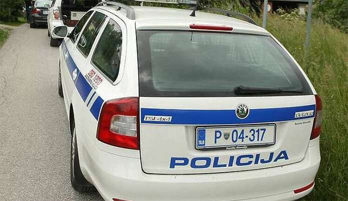 Ubio ženu, pa sa šestero djece došao u policiju i prijavio zločin