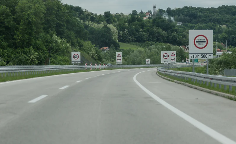 Kinezi žele graditi autoput u BiH, već dogovaraju rutu od Banje Luke do Mrkonjić Grada Kinezi žele graditi autoput u BiH, već dogovaraju rutu od Banje Luke do Mrkonjić Grada