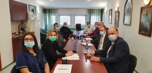Tešanj: Sastanak ministra Adnana Jupića sa direktorima zdravstvenih ustanova