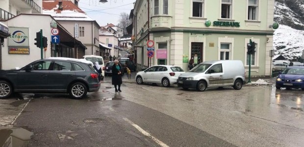 Agencija za bankarstvo FBiH preuzima upravljanje Sberbankom, otklonjene prijetnje po depozite građana Agencija za bankarstvo FBiH preuzima upravljanje Sberbankom, otklonjene prijetnje po depozite građana