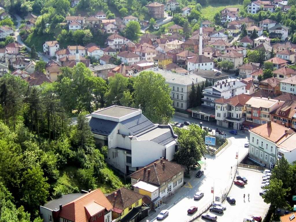 Tešanj: Dom kulture leži na 27 kilograma zlata Tešanj: Dom kulture leži na 27 kilograma zlata
