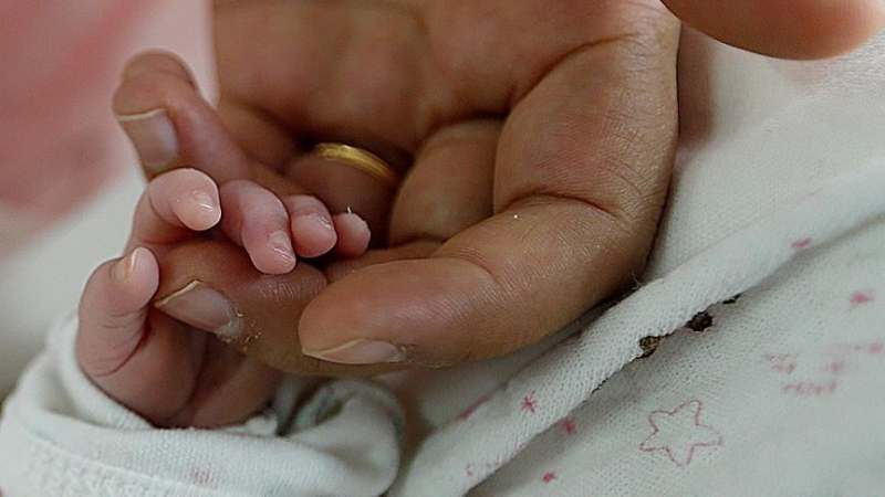 VLADA FBIH USVOJILA ODLUKU: VEĆI DJEČIJI DOPLATAK I NAKNADA ZA SVE NEZAPOSLENE PORODILJE VLADA FBIH USVOJILA ODLUKU: VEĆI DJEČIJI DOPLATAK I NAKNADA ZA SVE NEZAPOSLENE PORODILJE