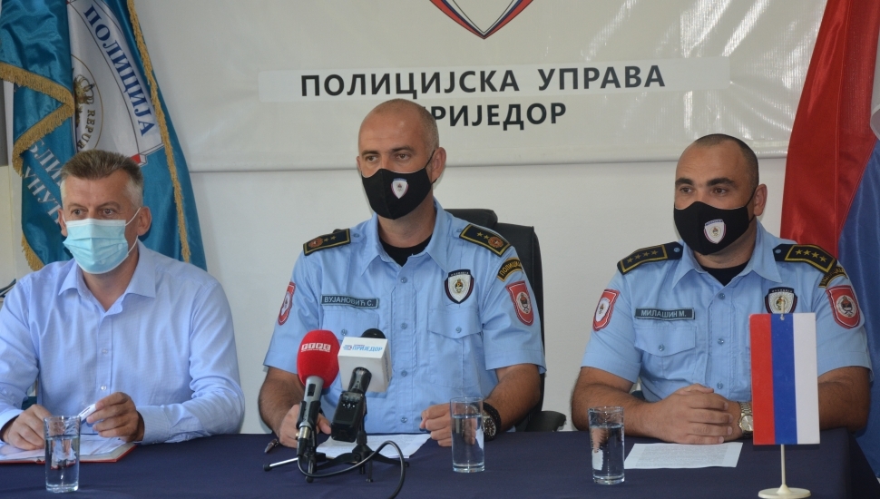 Apel policije građanima nakon pronalaska tijela bebe na deponiji Apel policije građanima nakon pronalaska tijela bebe na deponiji