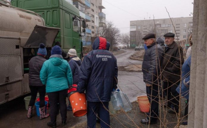 (VIDEO) SCENE IZ OPKOLJENOG MARIUOPOLJA KAO IZ RATNOG SARAJEVA: POLA MILIONA LJUDI BEZ STRUJE, VODE I GRIJANJA (VIDEO) SCENE IZ OPKOLJENOG MARIUOPOLJA KAO IZ RATNOG SARAJEVA: POLA MILIONA LJUDI BEZ STRUJE, VODE I GRIJANJA