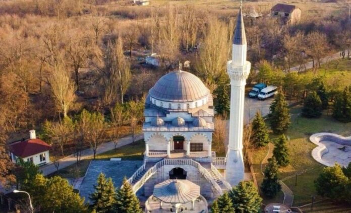 RUSKE SNAGE GRANATIRALE DŽAMIJU SULTANA SULEJMANA VELIČANSTVENOG U KOJOJ SE SKLONILO 80 CIVILA RUSKE SNAGE GRANATIRALE DŽAMIJU SULTANA SULEJMANA VELIČANSTVENOG U KOJOJ SE SKLONILO 80 CIVILA