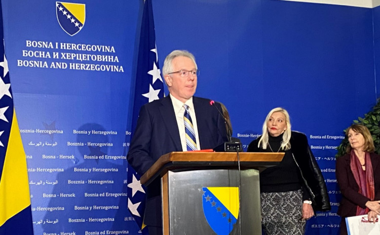 Američki ambasador poručio: Rat u Ukrajini je najbolji pokazatelj da BiH mora ući u NATO