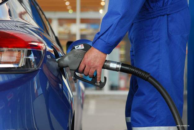 Zašto benzinske pumpe u BiH dižu cijene i koja je marža naftaša maksimalna