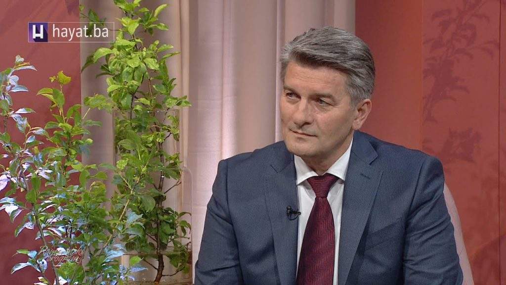 Šemsudin Mehmedović : Zašto je važno ustrajati u otporu licemjerima sa zapada Šemsudin Mehmedović : Zašto je važno ustrajati u otporu licemjerima sa zapada
