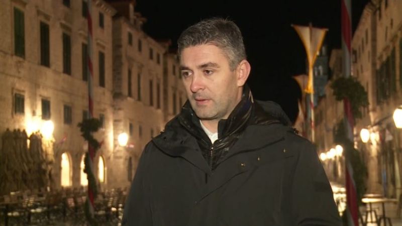 Dubrovački gradonačelnik: Srbija ima neke druge namjere za aerodrom Trebinje Dubrovački gradonačelnik: Srbija ima neke druge namjere za aerodrom Trebinje
