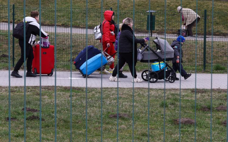 Poljska objavila upute građanima kako da se pripreme za rat Poljska objavila upute građanima kako da se pripreme za rat