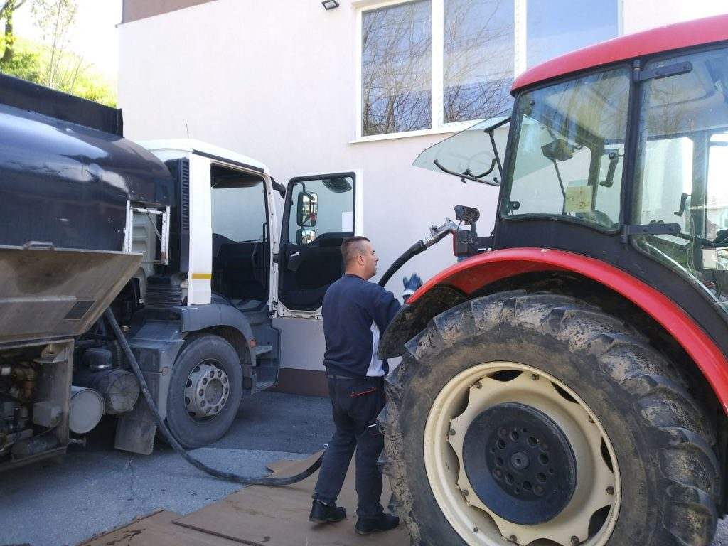 Općina Tešanj : Dizel gorivo poljoprivrednim proizvođačima Općina Tešanj : Dizel gorivo poljoprivrednim proizvođačima