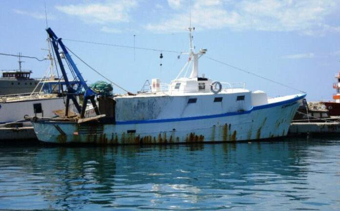 DVA CRNOGORCA UHAPŠENA SA DROGOM VRIJEDNOM 350 MILIONA DOLARA DVA CRNOGORCA UHAPŠENA SA DROGOM VRIJEDNOM 350 MILIONA DOLARA