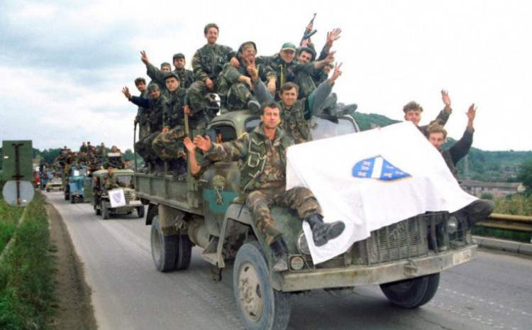 Na današnji dan prije 30 godina formirana je Armija Republike BiH Na današnji dan prije 30 godina formirana je Armija Republike BiH