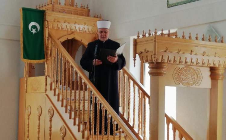 Reisul-ulema Kavazović u Zvorniku: Nemojte prodavati svoju imovinu bez velika zora Reisul-ulema Kavazović u Zvorniku: Nemojte prodavati svoju imovinu bez velika zora