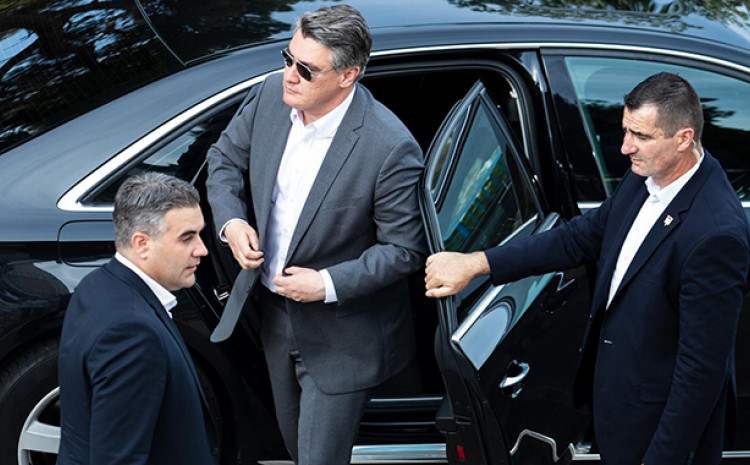 Zoran Milanović stigao u posjetu BiH, ide na obilježavanje godišnjice odbrane Livna Zoran Milanović stigao u posjetu BiH, ide na obilježavanje godišnjice odbrane Livna