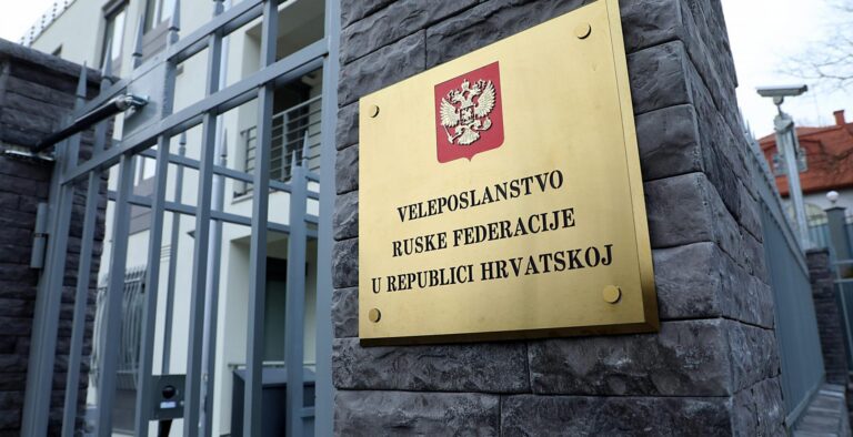 Rusija prijeti Hrvatskoj: Militantni rusofobi, čeka vas primjeren odgovor Rusija prijeti Hrvatskoj: Militantni rusofobi, čeka vas primjeren odgovor