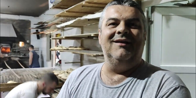 Nafaka: Sarajevska pekara dijeli besplatno somune, brat musliman ne smije biti gladan
