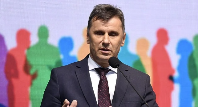 Fadil Novalić tvrdi da je ekonomija u Federaciji BiH na najvećoj razini u historiji Fadil Novalić tvrdi da je ekonomija u Federaciji BiH na najvećoj razini u historiji