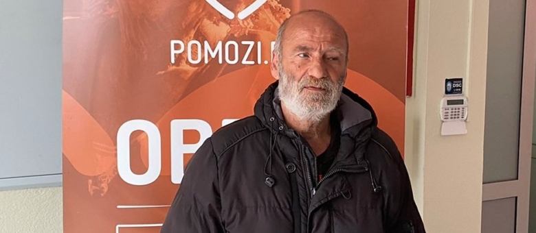 Bio je jedan od diverzanata tokom agresije na BiH, a danas je beskućnik, gladan i bos! | Bio je jedan od diverzanata tokom agresije na BiH, a danas je beskućnik, gladan i bos! |