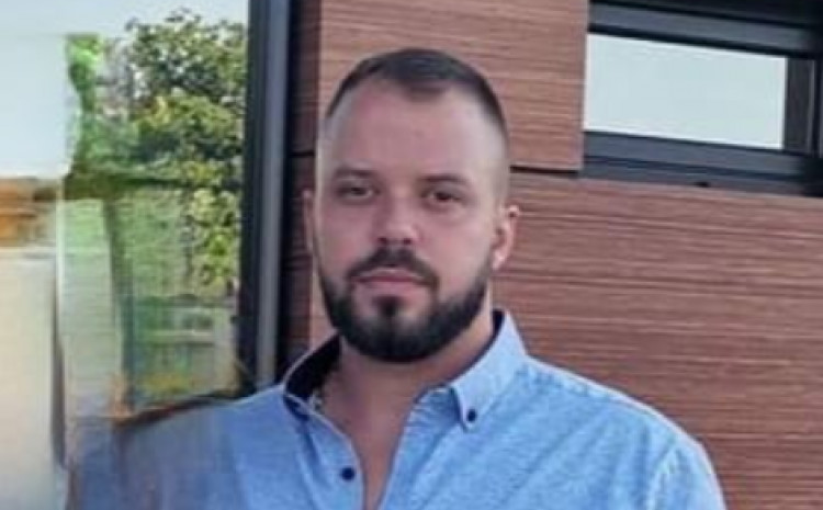 POLICAJCU MILOŠU NIKOLIĆU PRIJETI OTKAZ IZ DKPT BIH, PRONAŠLI SU MU VELIKU KOLIČINU SPIDA POLICAJCU MILOŠU NIKOLIĆU PRIJETI OTKAZ IZ DKPT BIH, PRONAŠLI SU MU VELIKU KOLIČINU SPIDA