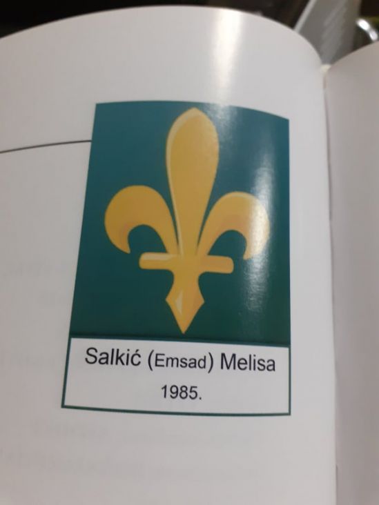 Zagrljeni u smrt: Emsad, Nihada i njihovo troje djece ubijeni su zajedno Zagrljeni u smrt: Emsad, Nihada i njihovo troje djece ubijeni su zajedno